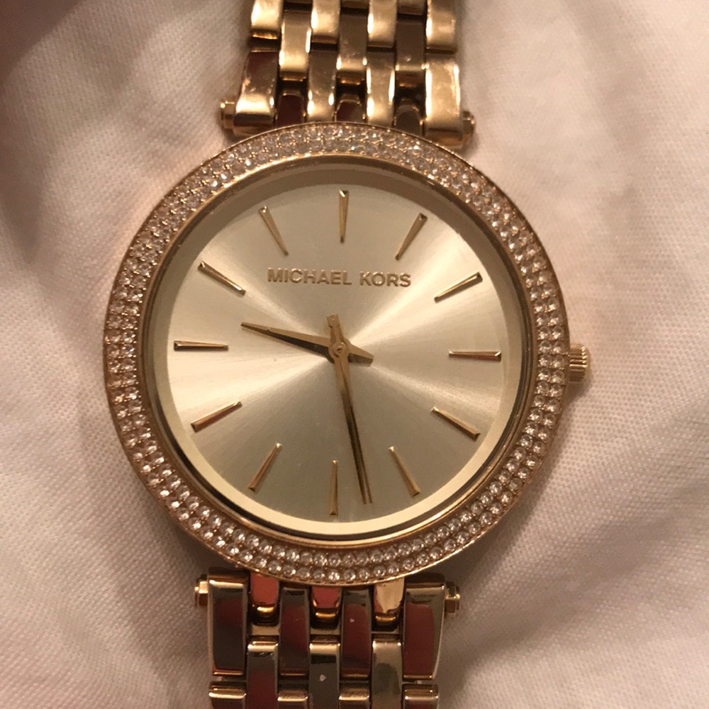 GOLD LINK MICHAEL KORS WATCH! Amazing condition!!!